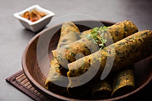 Palak paratha or Spinach flatbreadÂ is a Popular Indian breakfast menu